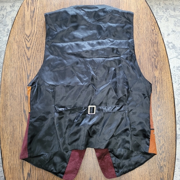 The Icing 90's Vintage 100% Geniune Leather Vest with Studs Size Women's Medium - Picture 2 of 8